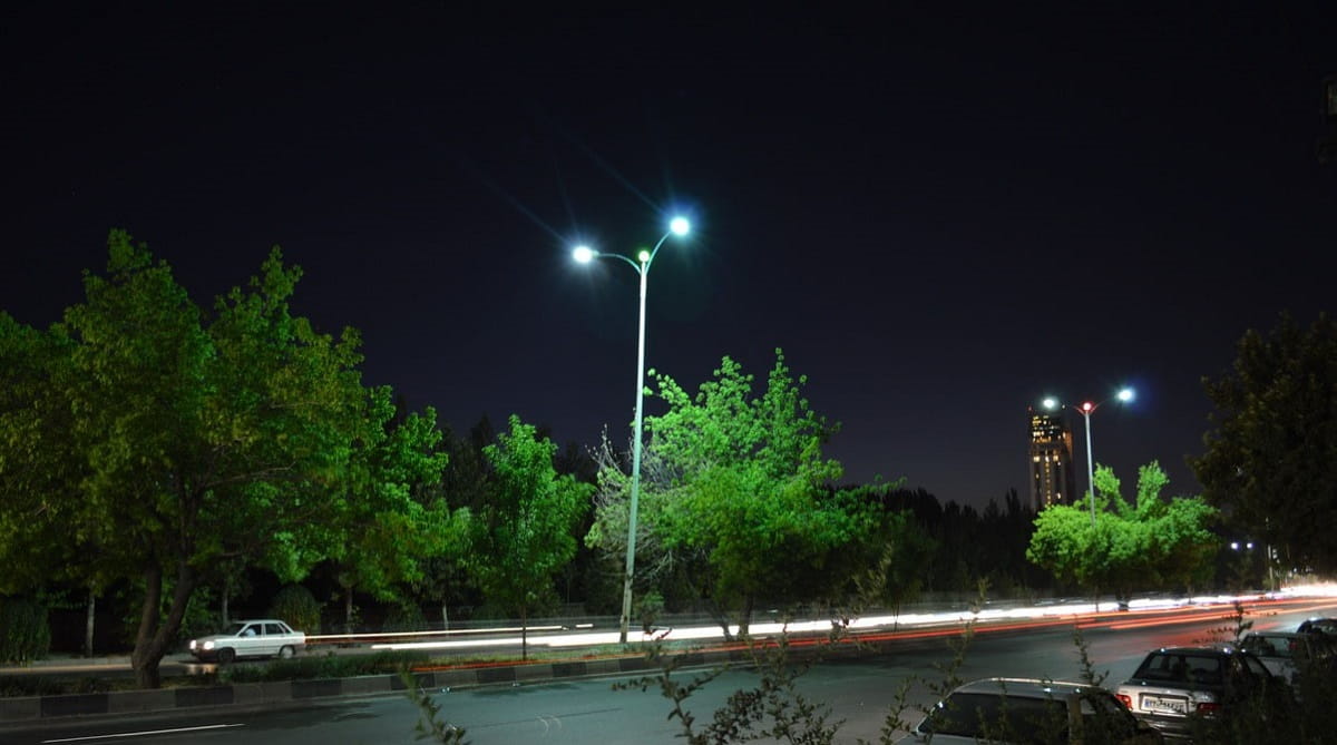 بلوار چمران شیراز در شب